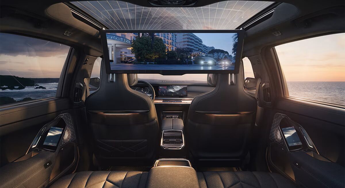 2025 BMW i7 xDrive60-3